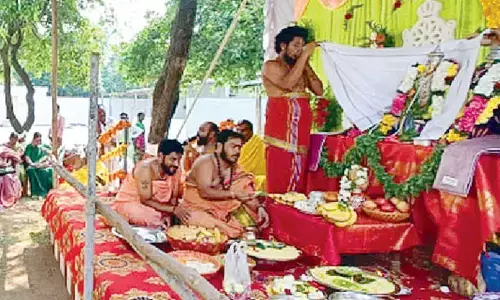 Celestial wedding of Venkateswara Swamy performed in Singapuram