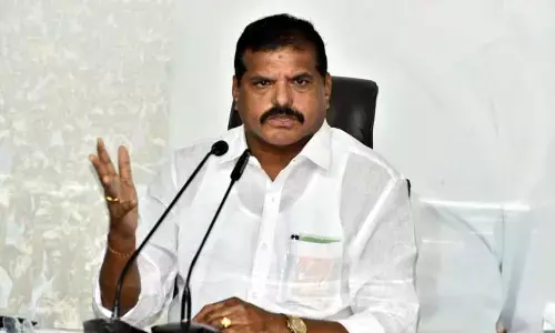 Botsa Satyanarayana Condemns Arrest of YSRCP Leader Vallabhaneni Vamsi