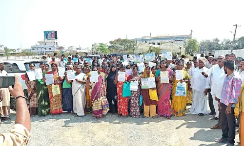 Residents at Kanala village staging a protest on Thursday