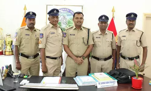 Four Constables Promoted to Head Constable –  SP Gaikwad Felicitates Them