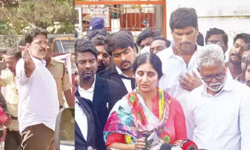 Gannavaram former MLA and YSRCP leader Vallabhaneni Vamsi at Krishna Lanka police station in Vijayawada on Thursday. (left) Vamsi’s wife Pankaja Sri along with YSRCP leaders speaks to media at Krishna Lanka police station               Photos: Ch Venkata Mastan