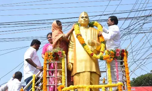 Govt opposed to arbitrary arrests: Minister Swamy