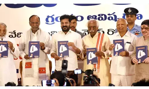 Revanth accuses KCR family of projecting Telangana history in their favour