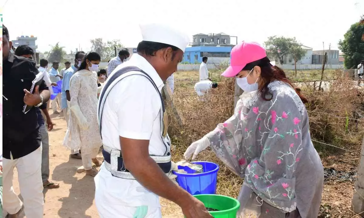public participation sought in ‘Swarna Andhra - Swachh Andhra’ initiative public participation sought in ‘Swarna Andhra - Swachh Andhra’ initiative