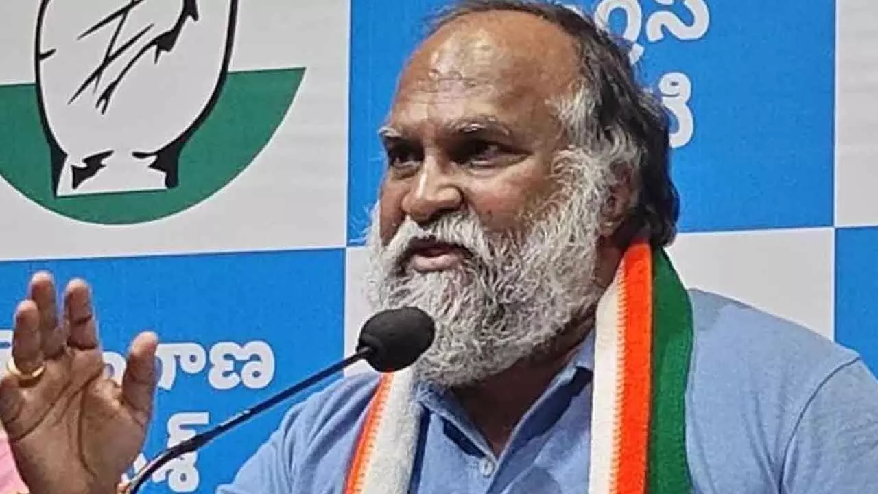 Jagga Reddy Slams BJP Leaders for Questioning Sonia Gandhi’s Commitment to India