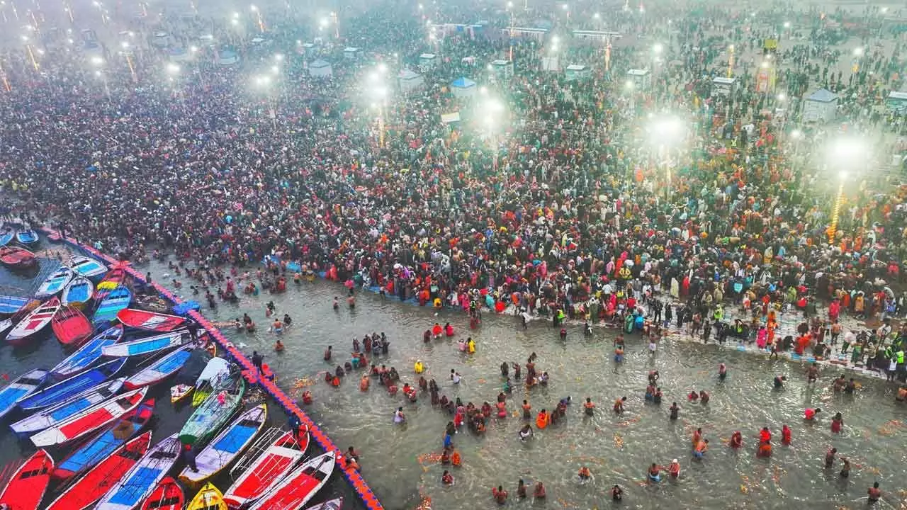 Kumbh Mela 2025: A Divine Journey Turned into a Nightmare? Kumbh Mela 2025: A Divine Journey Turned into a Nightmare?