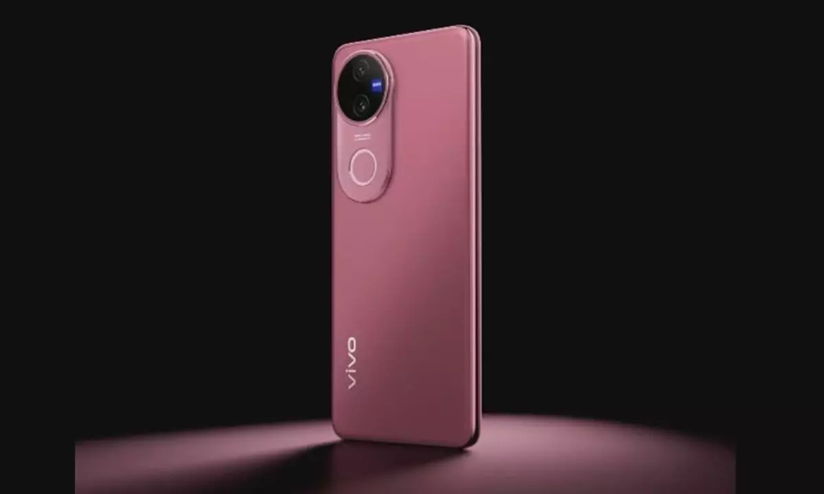 Upcoming Smartphones in February 2025: iPhone SE 4, Vivo V50 and More Upcoming Smartphones in February 2025: iPhone SE 4, Vivo V50 and More