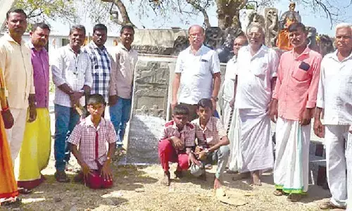 900-yr-old Kalyana Chalukya-era inscriptions unearthed in Vikarabad