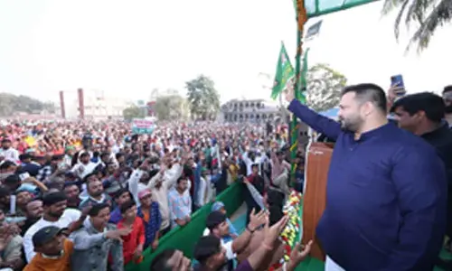 Tejashwi Yadavs old model car jibe at Nitish Kumar