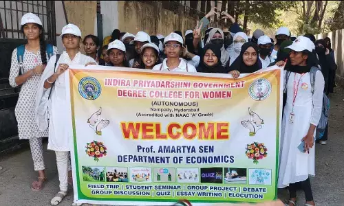 Hyderabad: Students visit Numaish as part of field trip