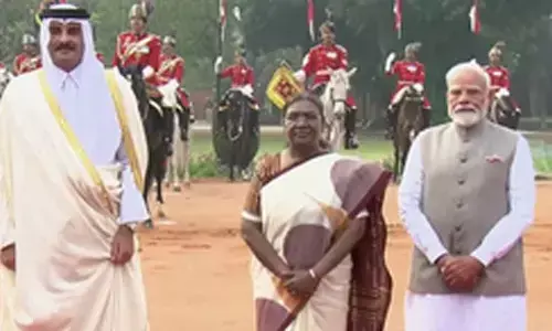 Qatar’s Emir receives ceremonial welcome at Rashtrapati Bhavan