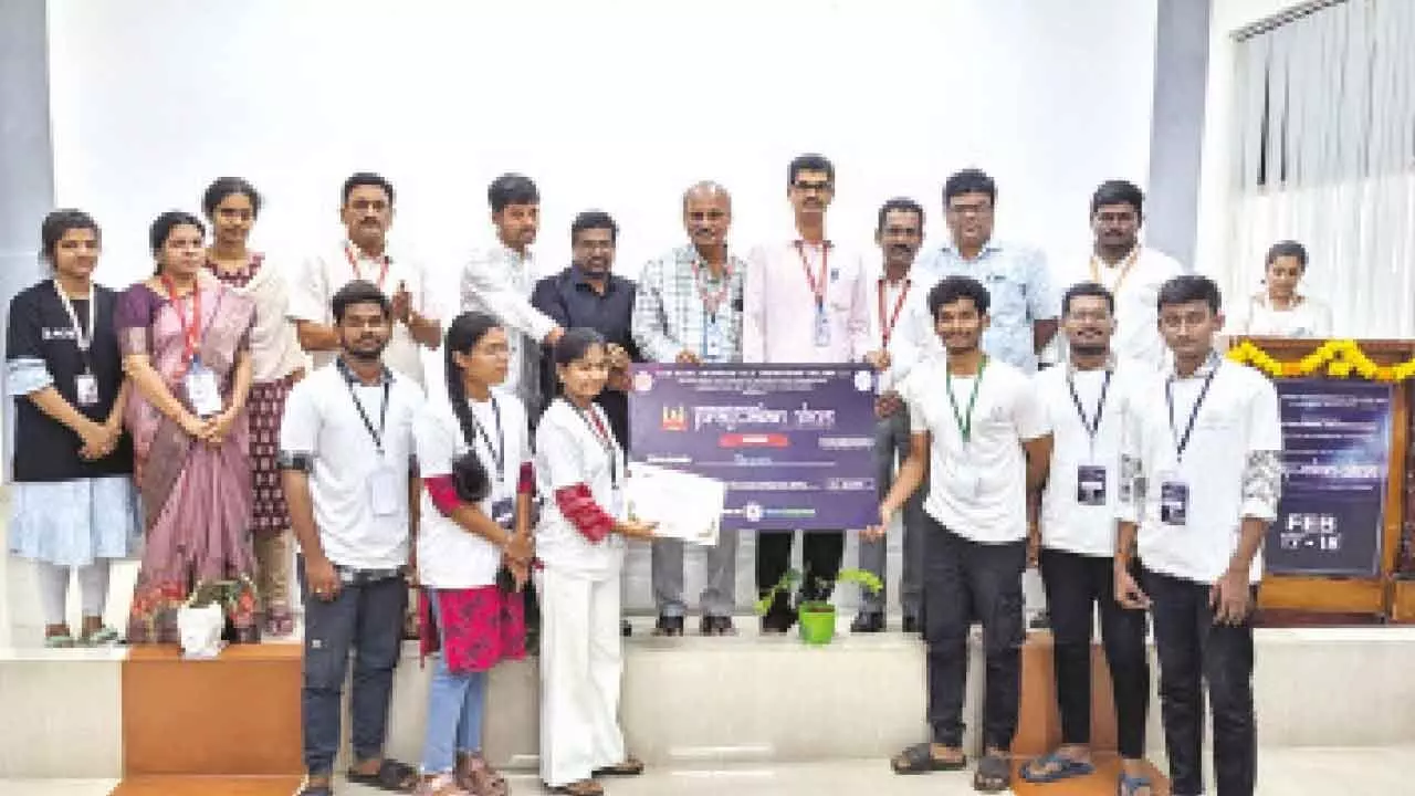 Director of SRKR Engineering College Dr M Jagapati Raju and Principal Dr KV Murali Krishnam Raju distributing the prizes to the winners at the college on Tuesday