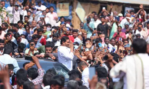 YSRCP complains to Governor about lapses in Jagan Mohan Reddys security