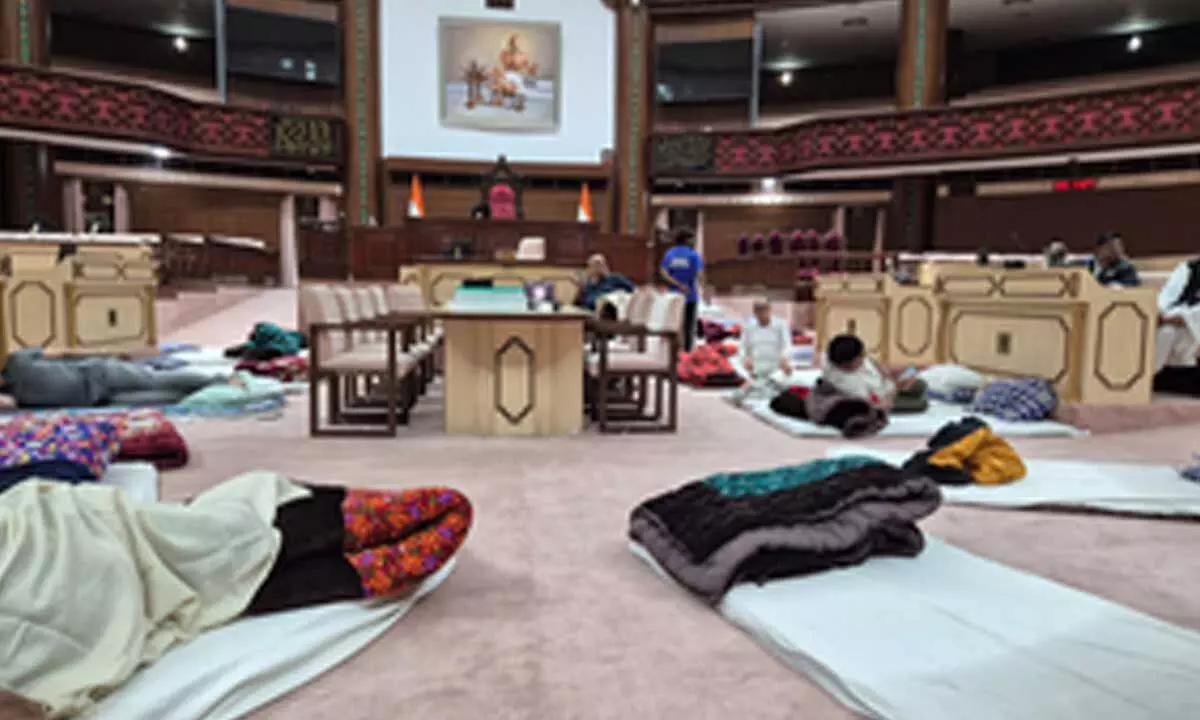Suspended Cong MLAs stage overnight protest in Rajasthan Assembly Well Suspended Cong MLAs stage overnight protest in Rajasthan Assembly Well
