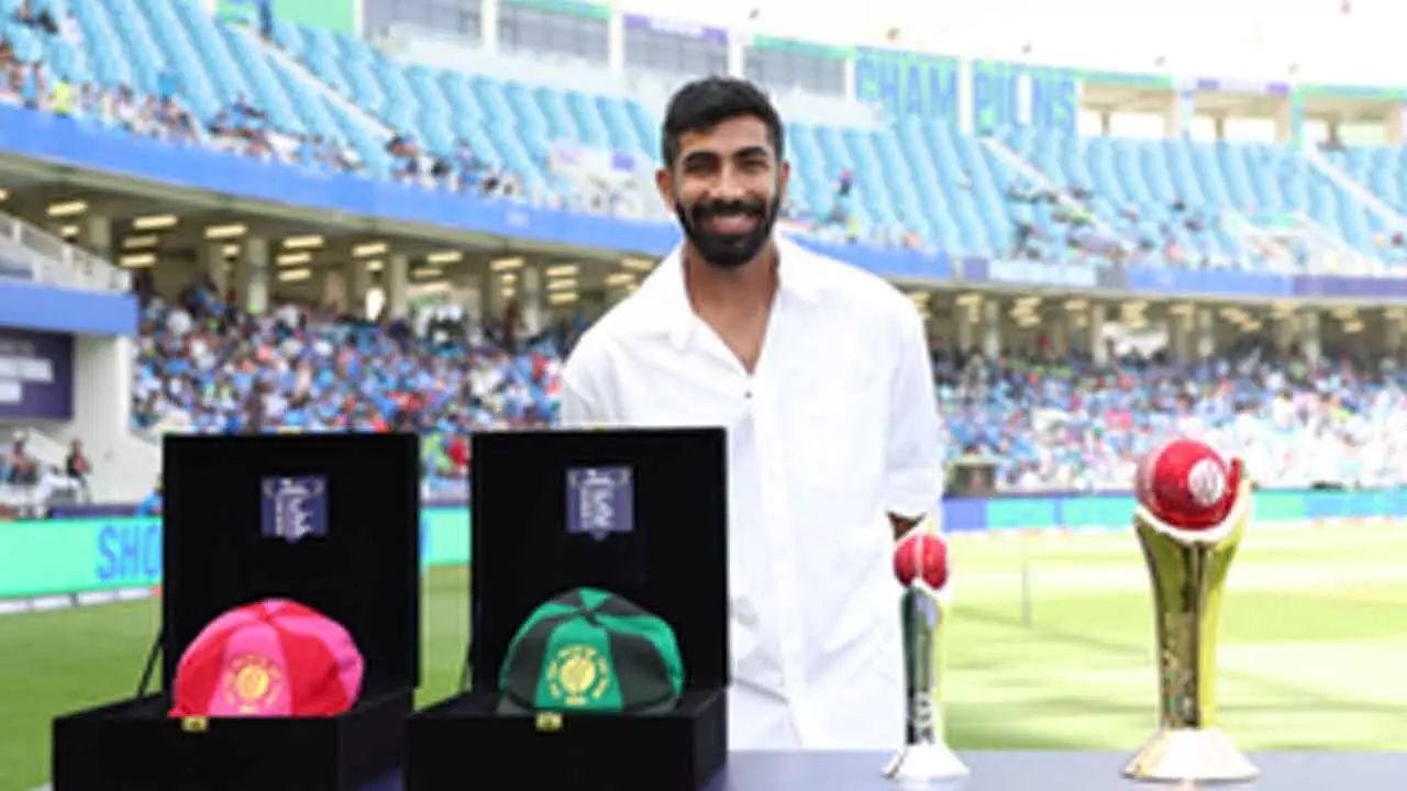 Champions Trophy: Jasprit Bumrah receives his ICC Awards and Team of the Year caps Champions Trophy: Jasprit Bumrah receives his ICC Awards and Team of the Year caps
