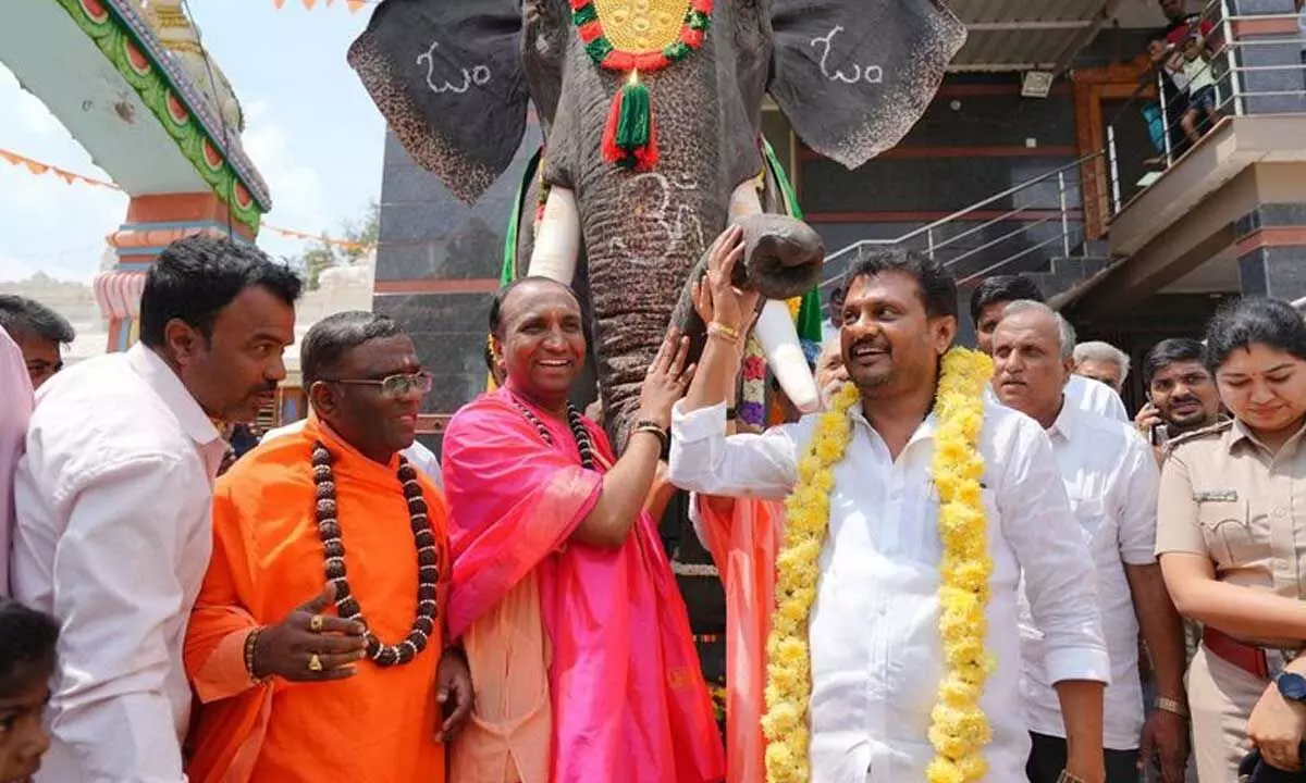 Temple adopts mechanical elephant for rituals