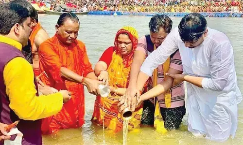 Uttarakhand Guv, Odisha CM, BJP leaders take holy dip