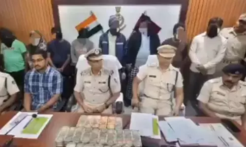 7 held for kidnapping mining firm official