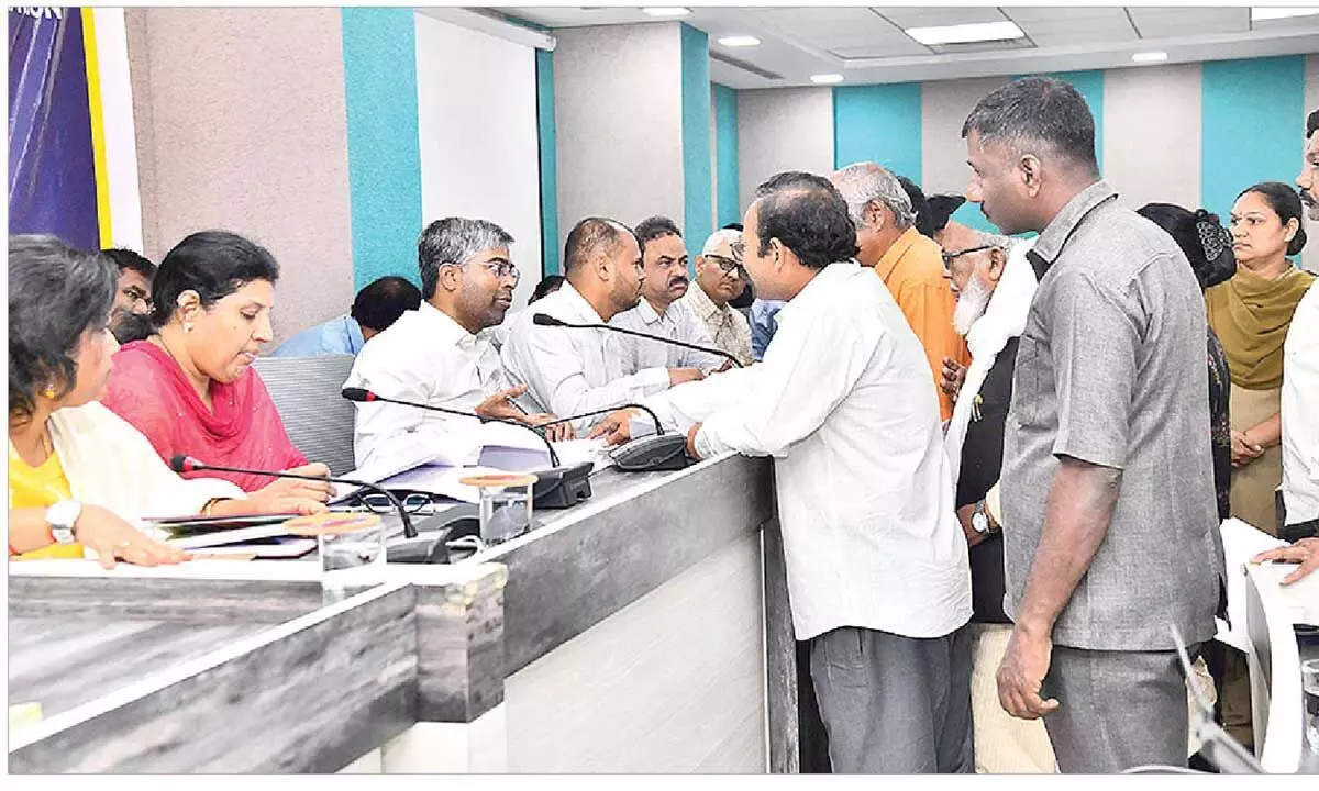 GHMC boss for speedy delivery of senior citizen ID cards in city GHMC boss for speedy delivery of senior citizen ID cards in city
