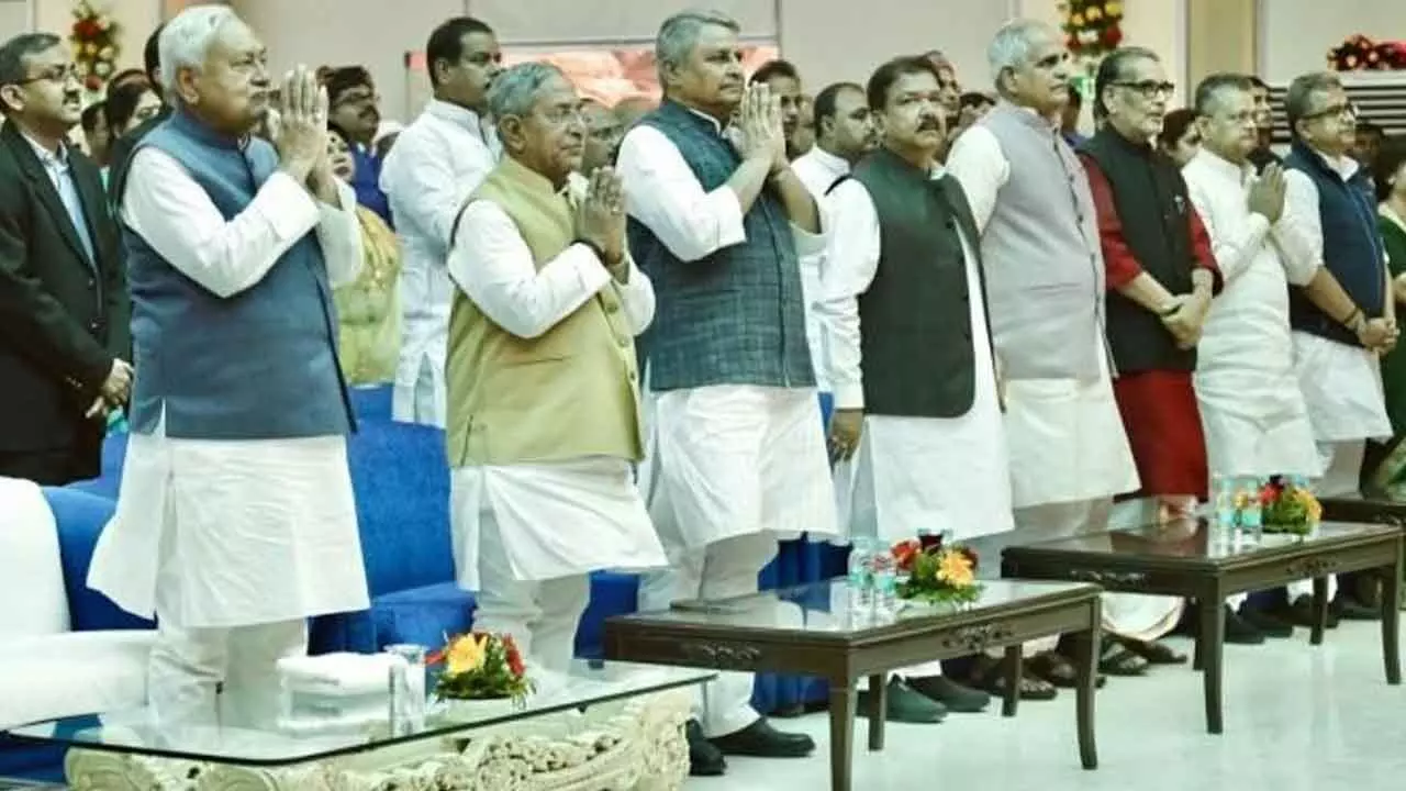 Nitish inducts 7 new ministers, all from BJP Nitish inducts 7 new ministers, all from BJP