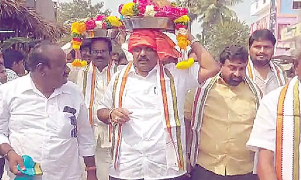 Special pujas performed to Amaralingeswara Swamy