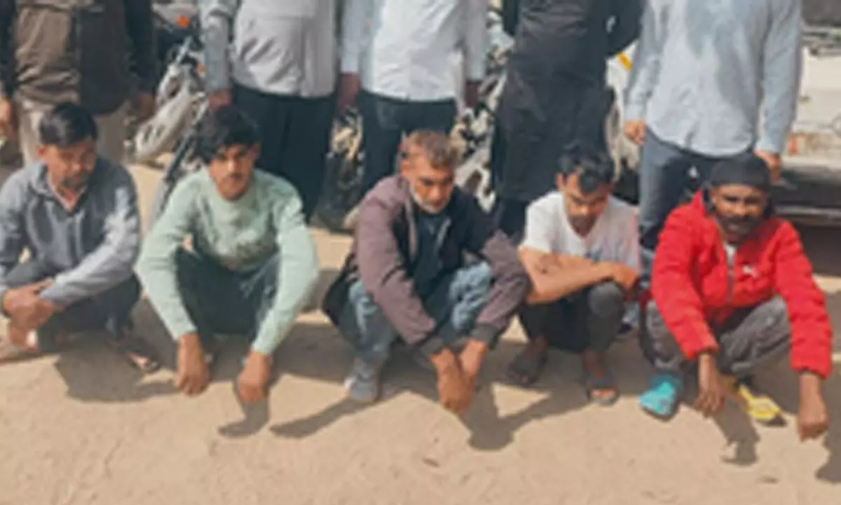 Gurugram: Five arrested in theft cases, illegal weapons recovered Gurugram: Five arrested in theft cases, illegal weapons recovered