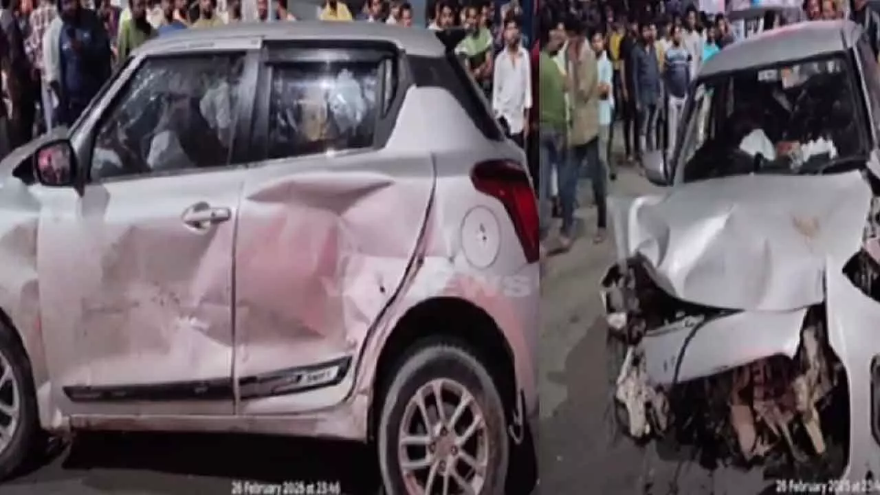 Hyderabad: 5 injured as car crashes into Metro pillar Hyderabad: 5 injured as car crashes into Metro pillar