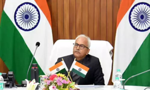 Manipur Guv gives another week to return looted, illegal arms