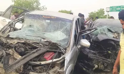 Two Cars and Travel Bus Collide on NH44, One Killed, Several Injured