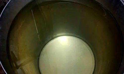 Old City dwellers cry foul over dirty water