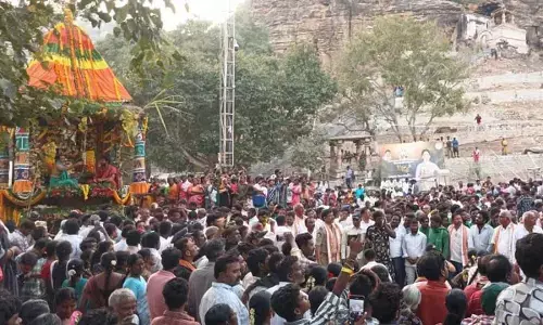 Rathotsavam becomes a spectacle in Yaganti