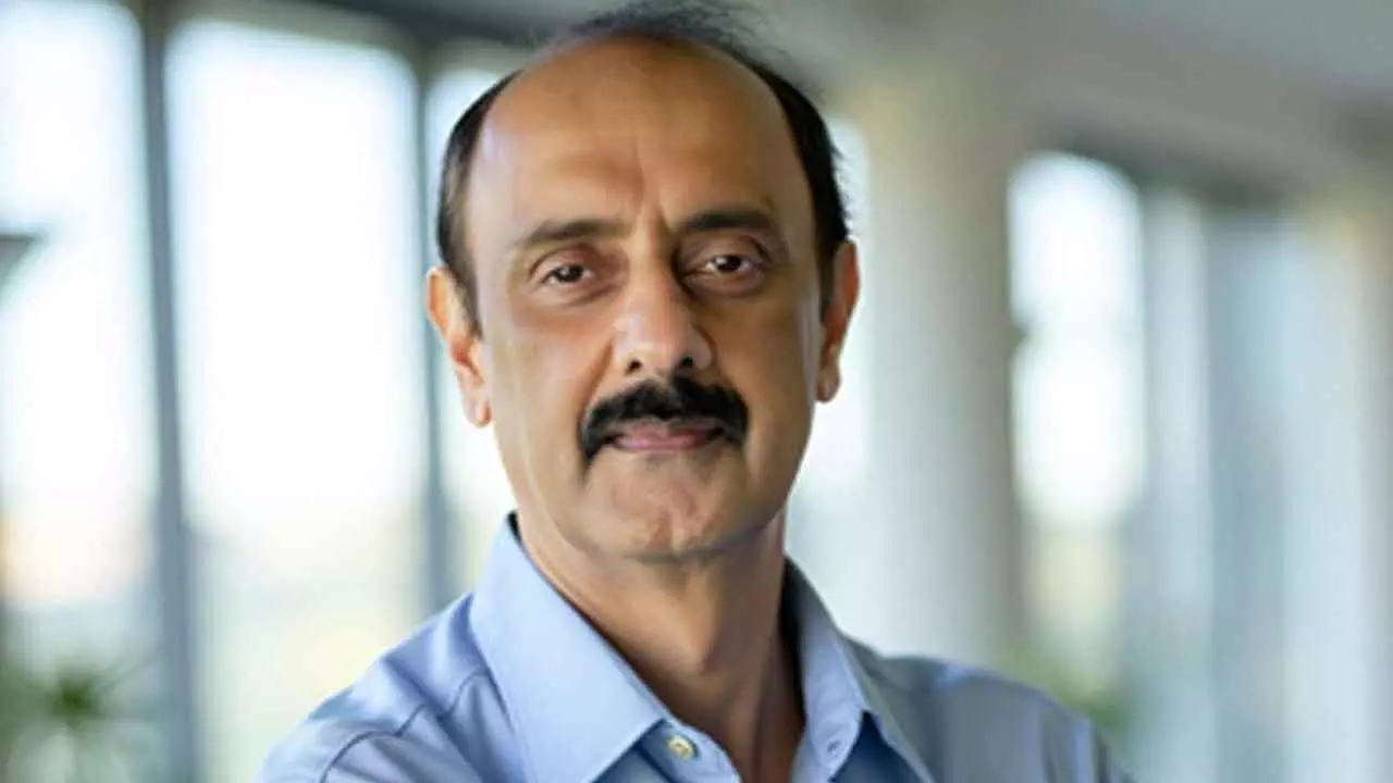 Pioneering Big Data and AI Innovation Pioneering Big Data and AI Innovation