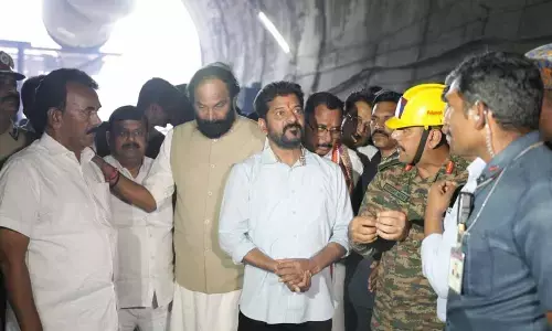 Revanth visits SLBC tunnel collapse site