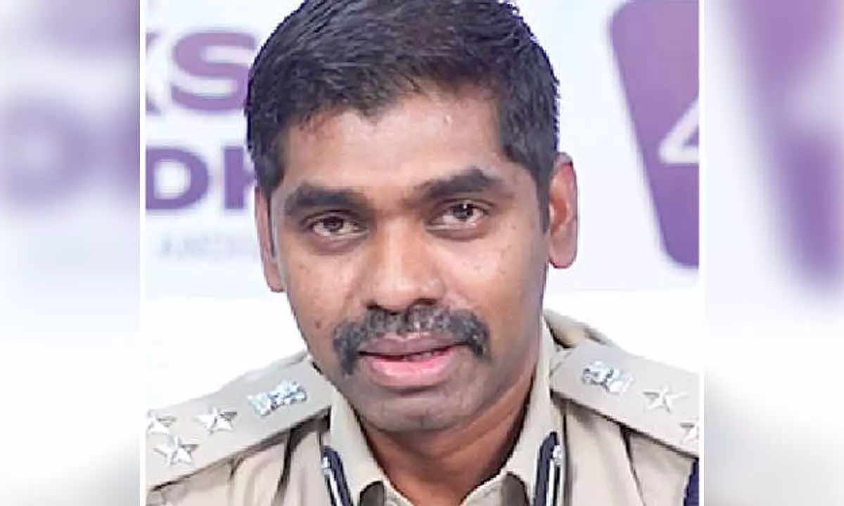 Bihar cadre IPS officer Sunil Naik served notice Bihar cadre IPS officer Sunil Naik served notice