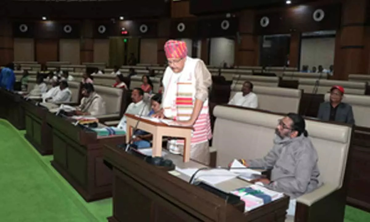 CM Hemant Soren lauds Jharkhand Budget; Oppn calls it boring, visionless