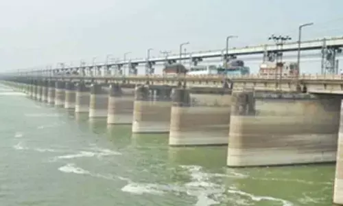 Bangladeshi delegation in Kolkata to discuss water pact, review Farakka Barrage flow