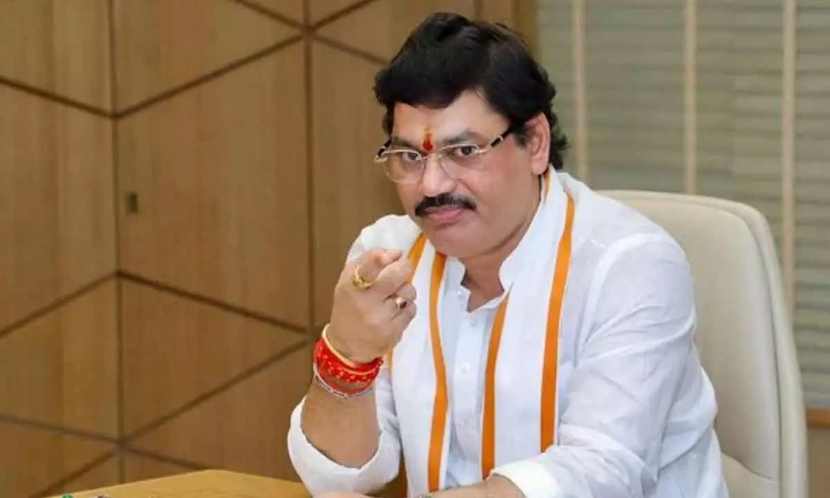 Maharashtra Minister Dhananjay Munde Resigns Following Aides Arrest In Sarpanch Murder Case Maharashtra Minister Dhananjay Munde Resigns Following Aides Arrest In Sarpanch Murder Case