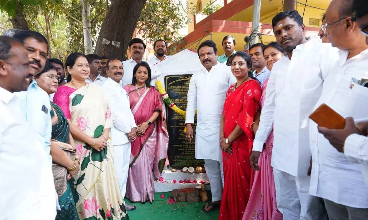 Mayor, BJP MP lay foundation stone for development works Mayor, BJP MP lay foundation stone for development works