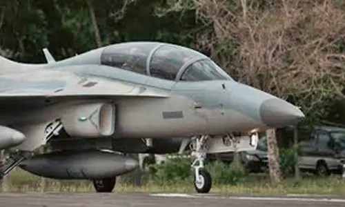 Philippine Air Force searching for missing fighter jet