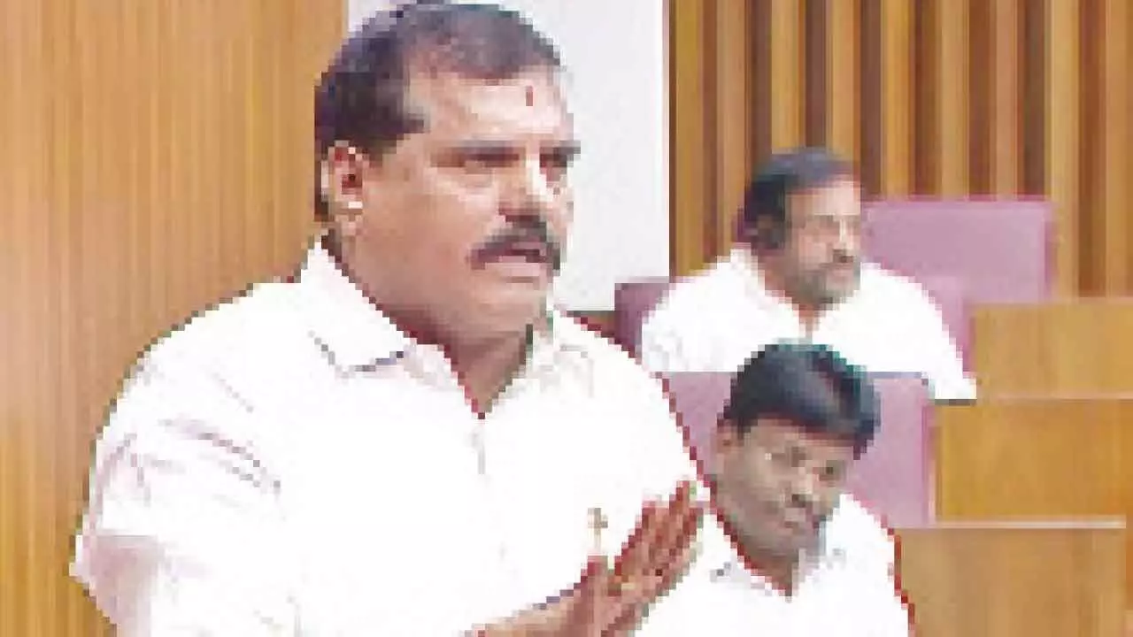 Resignation of V-Cs rocks Council Resignation of V-Cs rocks Council