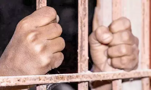 Two juveniles, 1 woman held for Rs 2 crore boutique heist