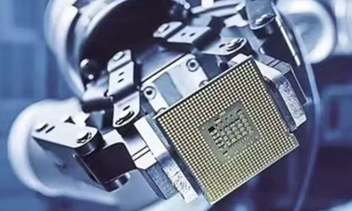 Govt extends $10-bn incentives for semicon ecosystem