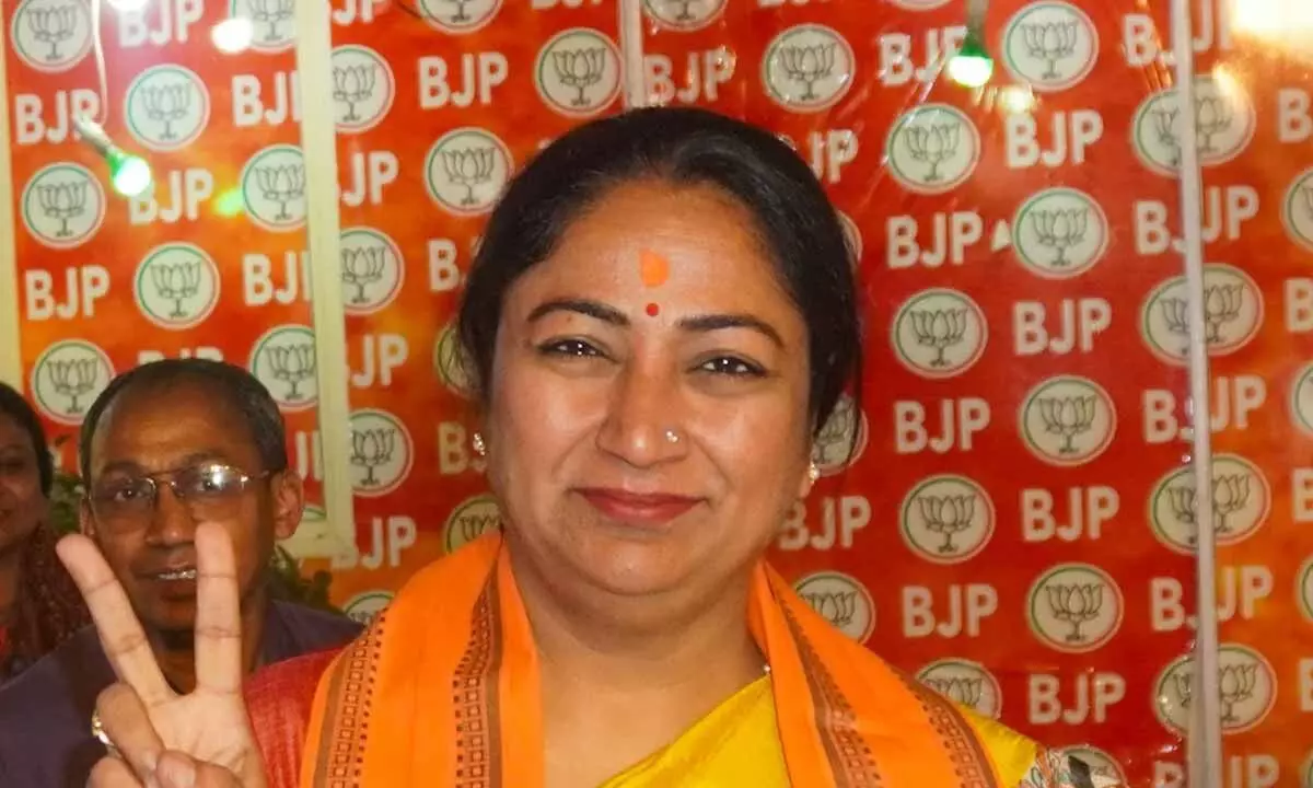 Delhi CM Rekha Gupta Takes Aim At Kejriwals Sheeshmahal Legacy At India Today Conclave