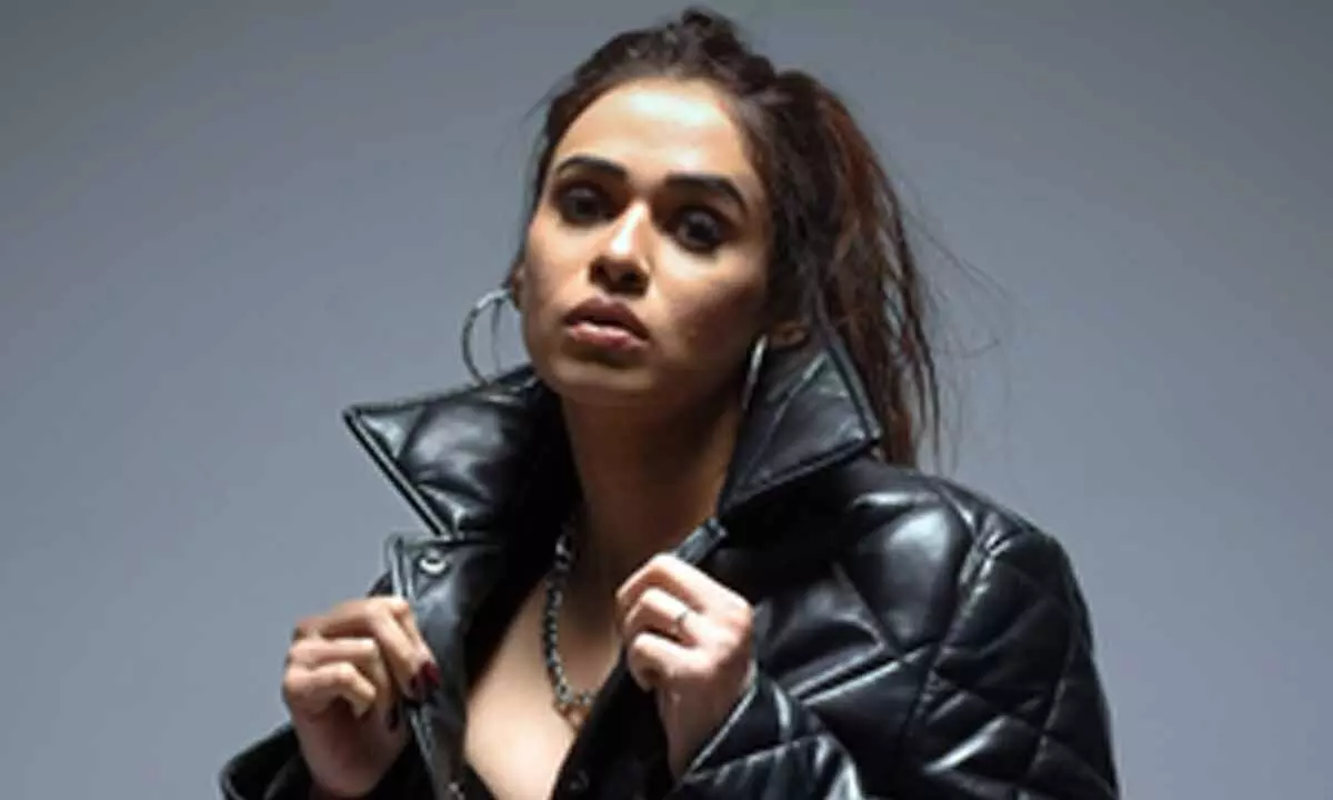 Shalmali Kholgade shares process behind creating her new romantic single ‘Awaara’