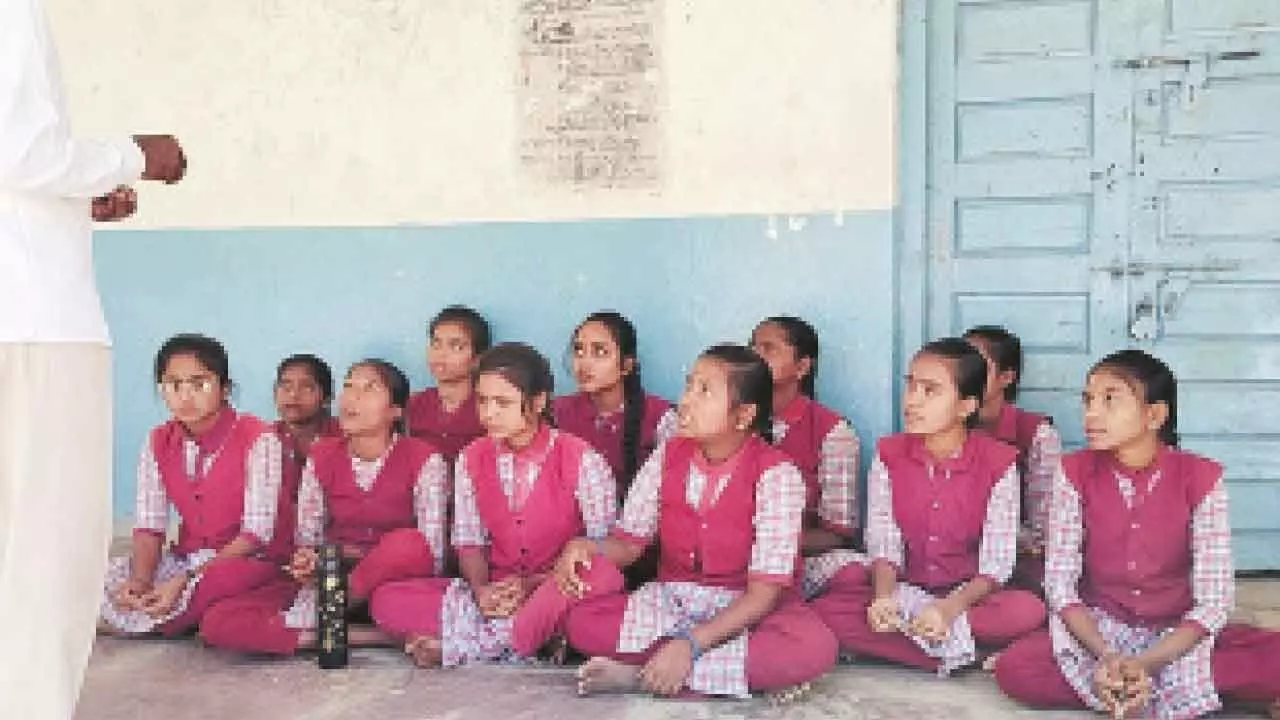 Adilabad: Helpless students report harassment to DEO