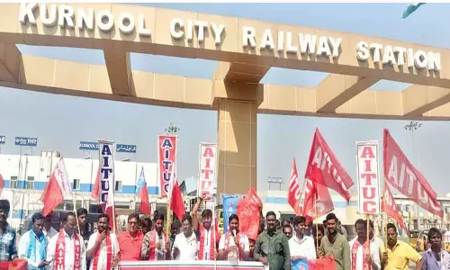 Kurnool to Vijayawada train service restoration demanded