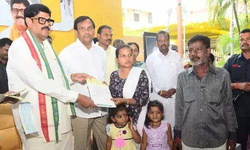 Cheques worth Rs 48.6 L disbursed under CMRF