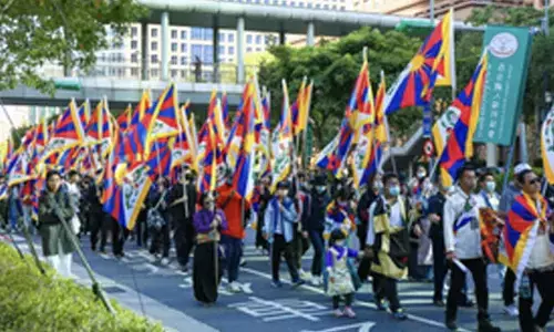 Hundreds of people march in Taiwan to commemorate Tibetan Uprising Day