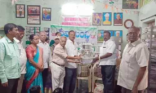 Retired employees donate essentials to girls’ hostel