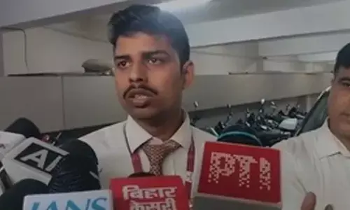 Daylight heist at Tanishq showroom in Bihars Arrah; jewellery worth crores looted